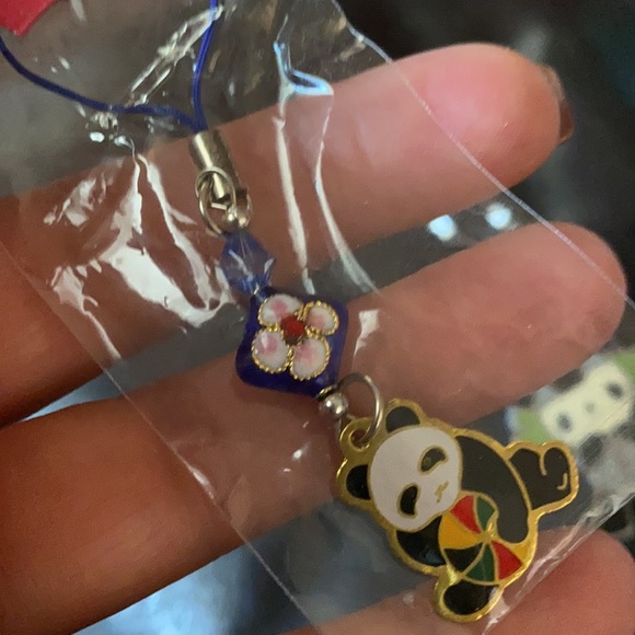 Pretty set Keychain of Panda different brands - Picture 4 of 8